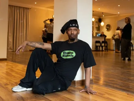 African Movement Artist Lee-ché Aims of Worldwide Impact